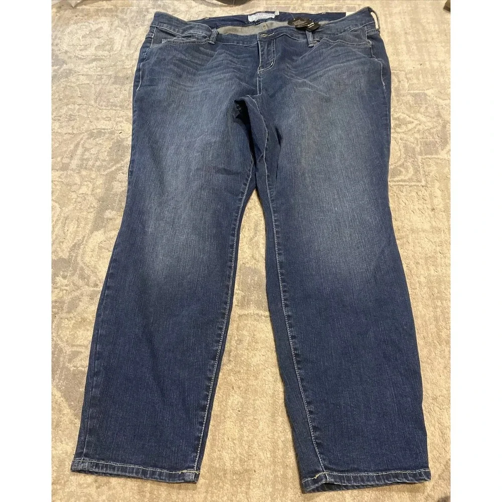 Womens torrid Plus size 24 42 X 29 blue jeans Stretch New‎ - Picture 2 of 7